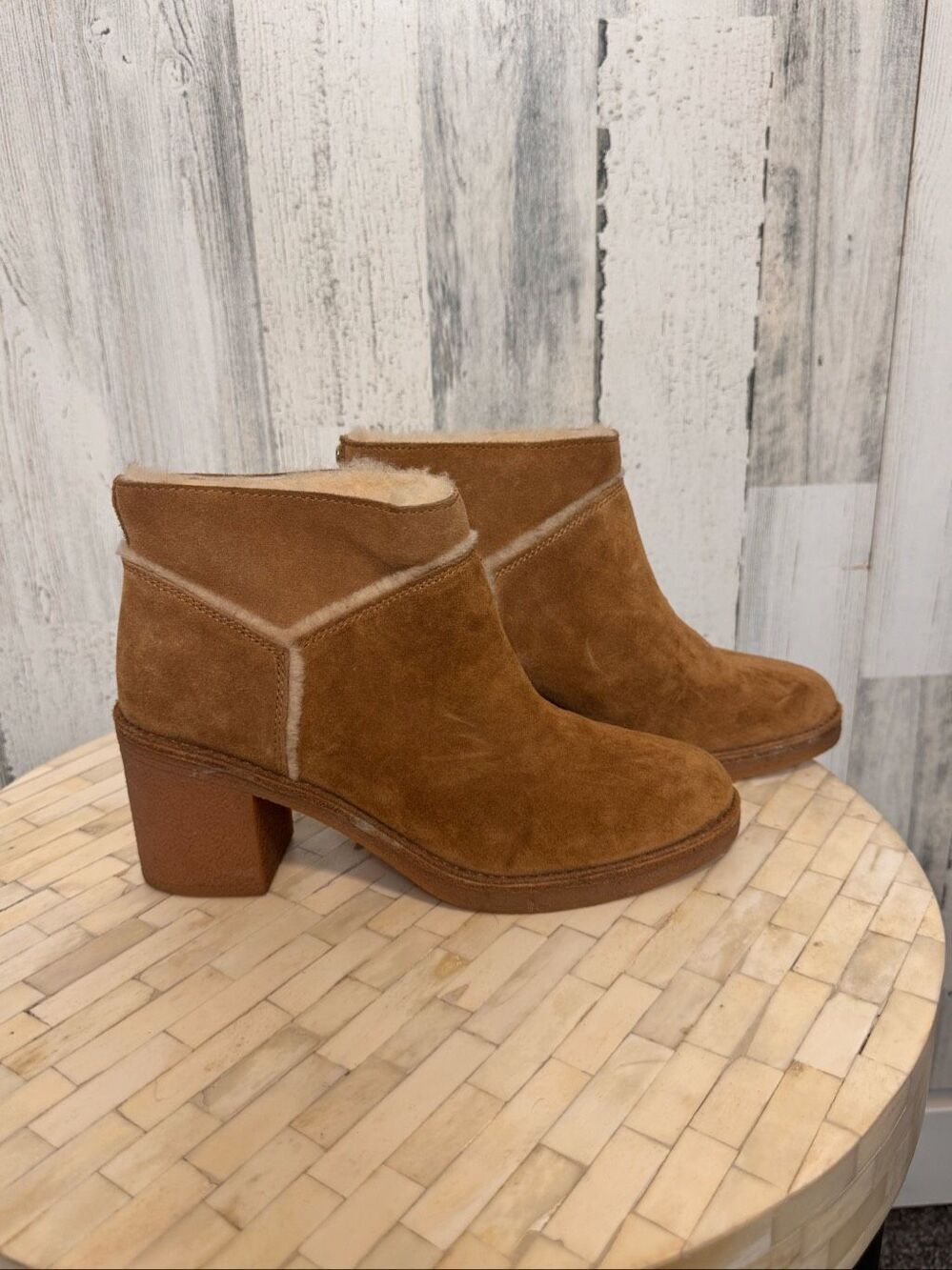 UGG Chestnut Suede Shearling Lined Heeled Ankle Booties Womens 8.5M